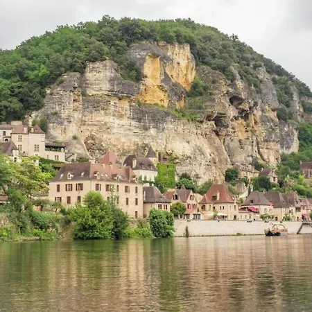 In Dordogne Near Lascaux Cave, Cleaning Included 펜션 *